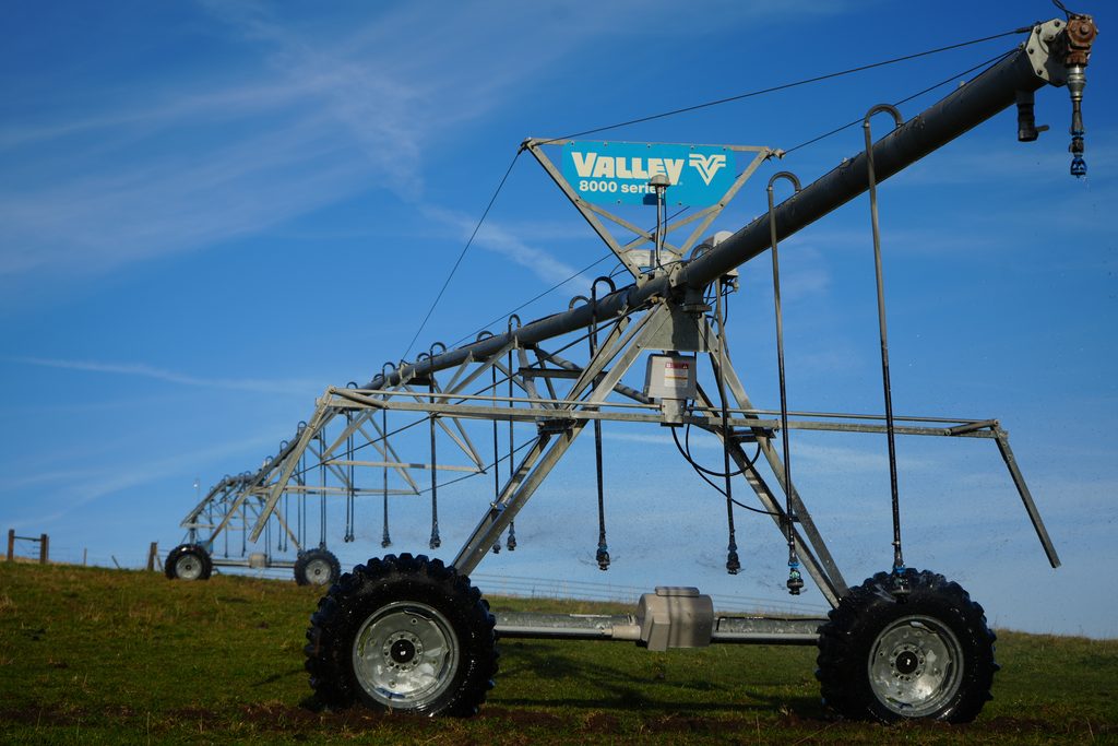 Center pivot irrigation system equipped with Valley Irrigation technology on Blue Mountain Community College’s 100-acre agricultural farm in Pendleton, Oregon.